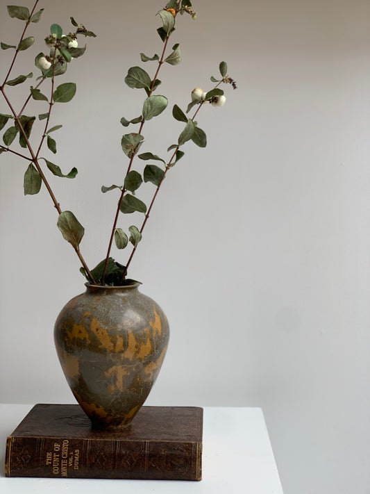 Marble onyx vase